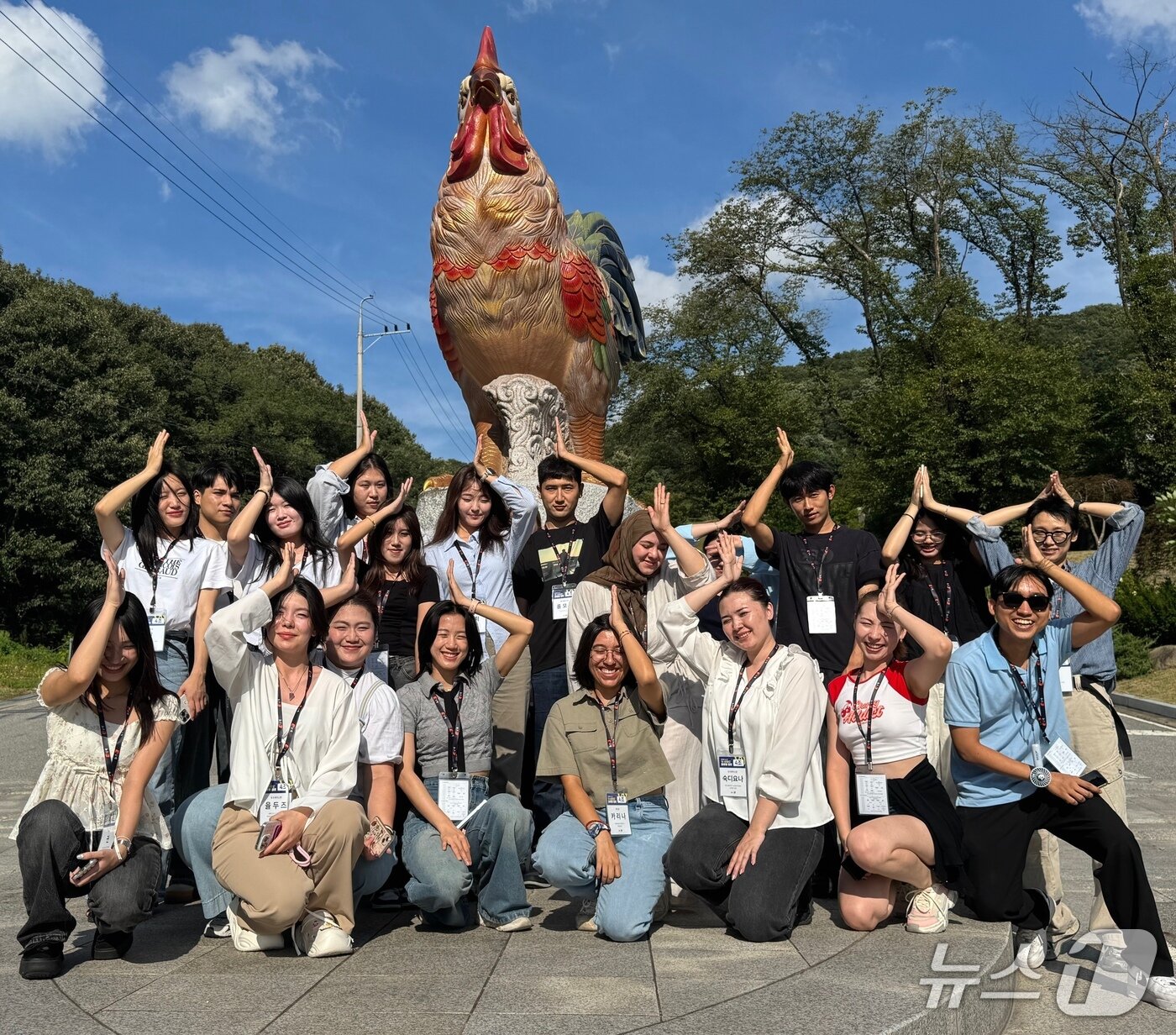 본문 이미지 - 26일 민영뉴스통신사 뉴스1이 외국인을 대상으로 개최한 &#39;K-브랜드 글로벌 캠프&#39;에서 &#39;K-치킨&#39; 대표 경기도 이천 제너시스BBQ 치킨대학을 찾았다./뉴스1 ⓒ News1 이강 기자