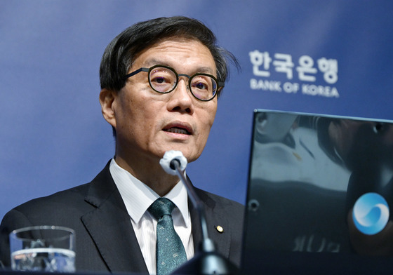 "연내 금리 1번 더 낮추자" 5대 1로 기운 금통위…10월 인하 '탄력'