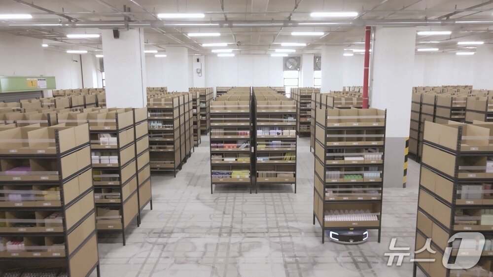 본문 이미지 - CJ대한통운의 군포 풀필먼트 센터 (CJ대한통운 제공)