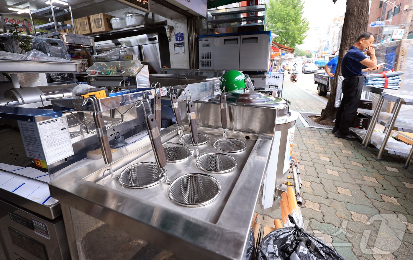 본문 이미지 - 서울 중구 황학동 주방거리 모습.  ⓒ News1 김진환 기자