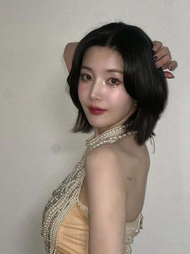 본문 이미지 - 권은비 SNS