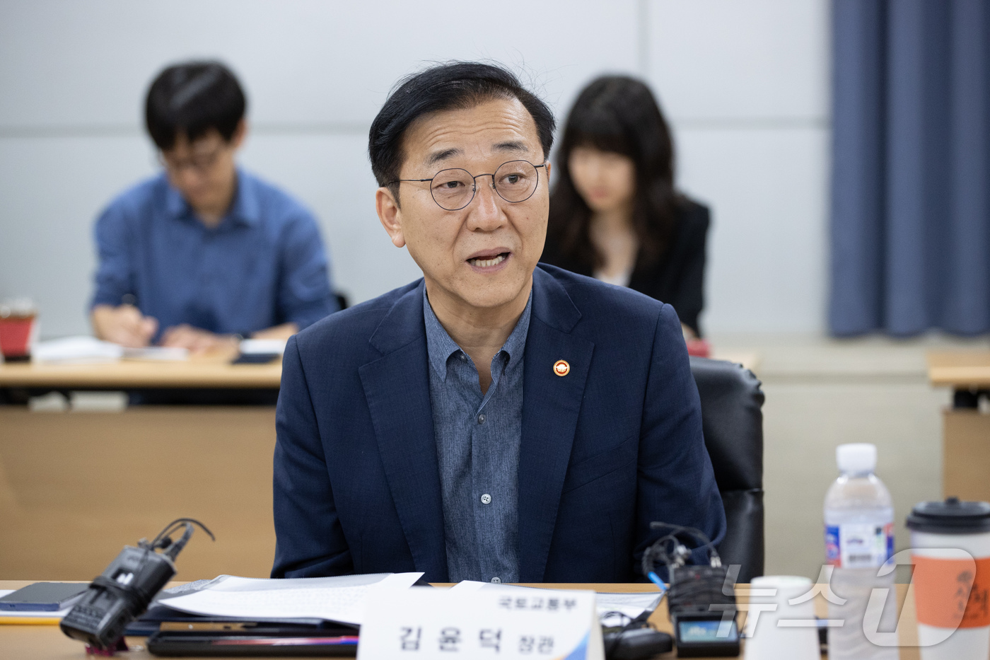 (서울=뉴스1) = 김윤덕 국토교통부 장관이 28일 오후 서울 미래모빌리티센터에서 열린 자율주행 기업 간담회에서 인사말을 하고 있다. (국토부 제공. 재판매 및 DB 금지) 202 …