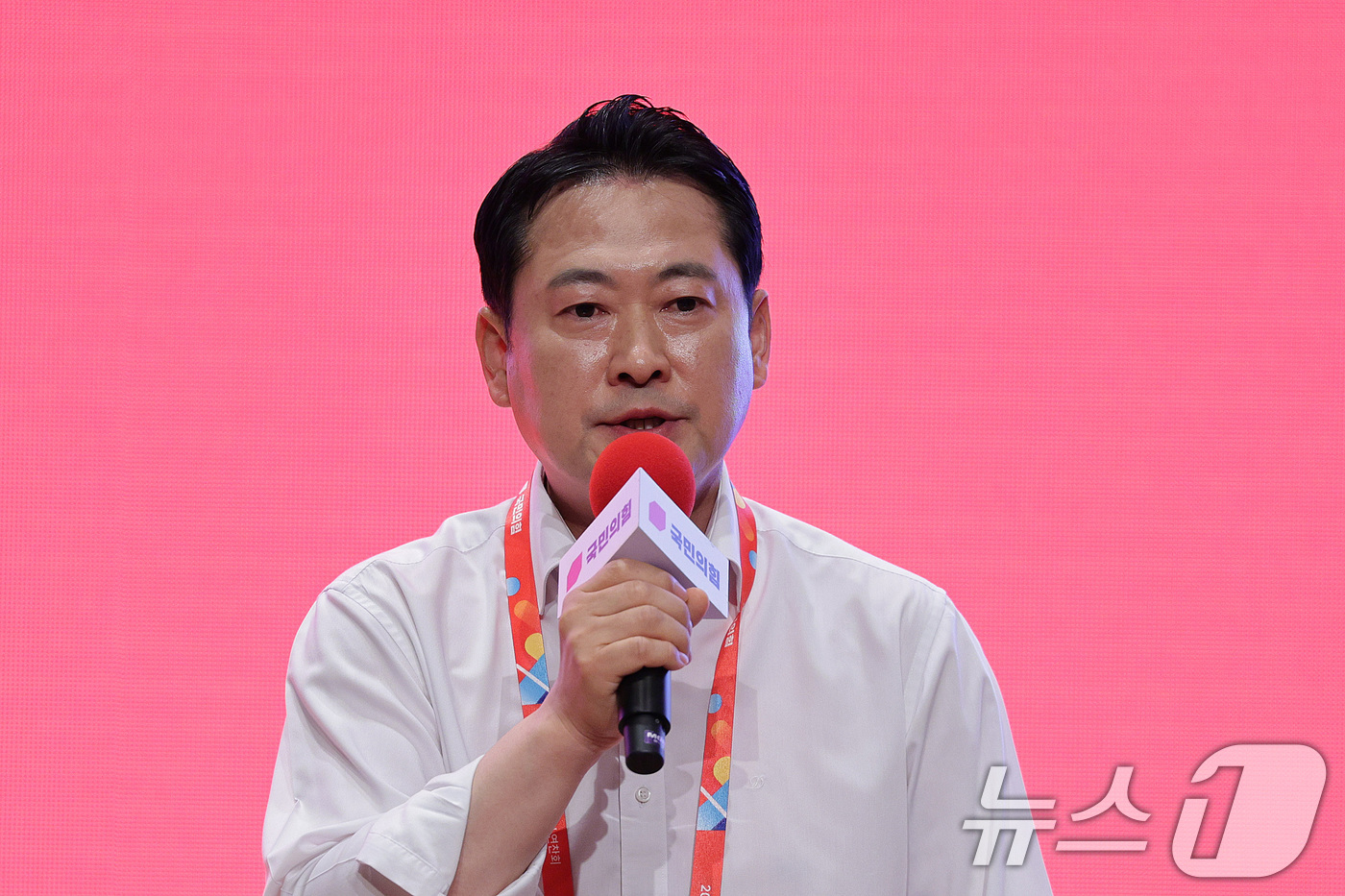 (인천=뉴스1) 신웅수 기자 = 장동혁 국민의힘 대표가 29일 오전 인천 중구 인천국제공항공사 인재개발원에서 열린 국민의힘 연찬회에서 마무리 발언을 하고 있다. 2025.8.29/ …