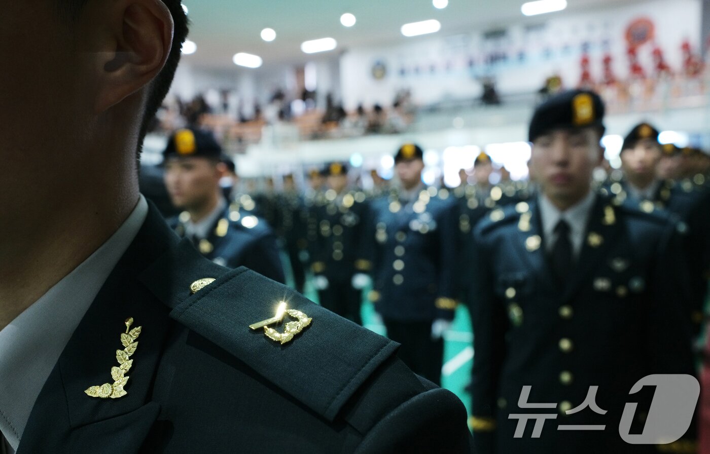본문 이미지 - 29일 오전 경기 광주시 육군 특수전학교에서 &#39;특전부사관 260기 임관식&#39;이 진행되고 있다. 2025.8.29/뉴스1 ⓒ News1 김영운 기자