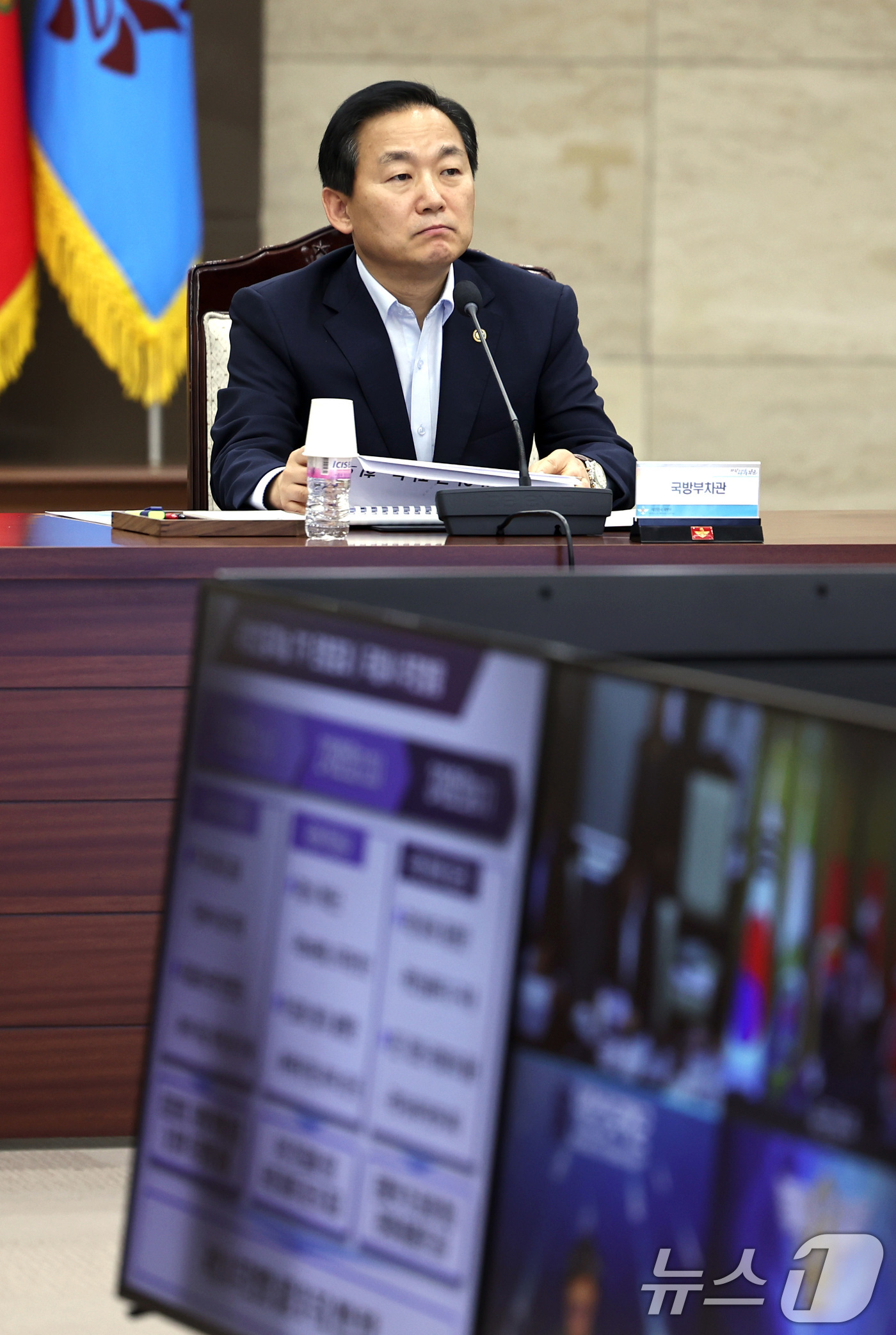 (서울=뉴스1) 구윤성 기자 = 이두희 국방부 차관이 29일 오후 서울 용산구 국방부에서 국방인공지능회의를 주재하고 있다. 2025.8.29/뉴스1