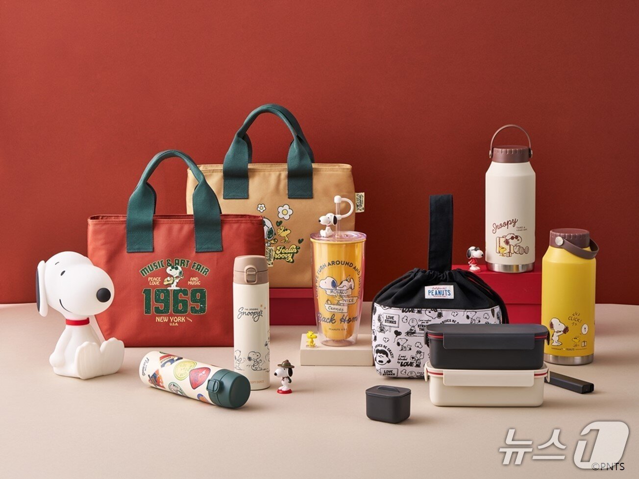본문 이미지 - 락앤락 피너츠 협업 컬렉션 &#40;락앤락 제공&#41;