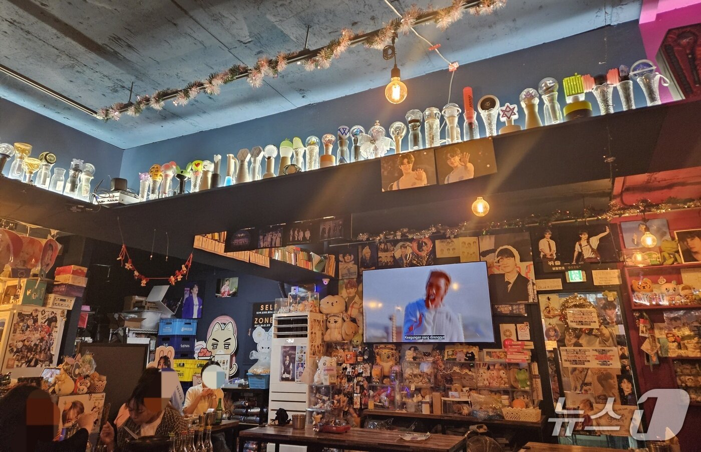 본문 이미지 - 지난 15일 서울 서교동의 &#39;고수포차&#39;의 모습. 2025.8.15/뉴스1 ⓒ News1 신윤하 기자