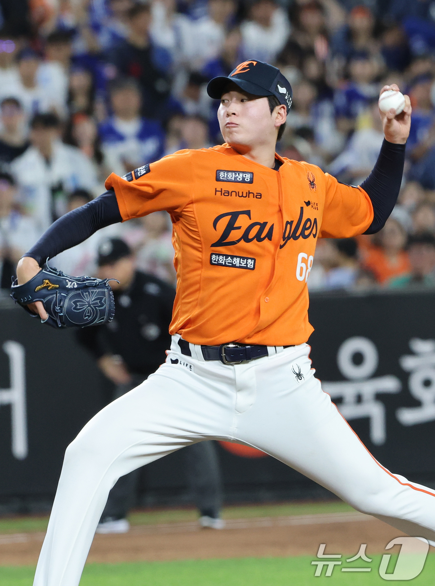 (대전=뉴스1) 김기태 기자 = 29일 대전 한화생명 볼파크에서 열린 프로야구 '2025 신한 SOL뱅크 KBO 리그' 삼성 라이온즈와 한화 이글스의 경기에서 한화  투수 조동욱이 …