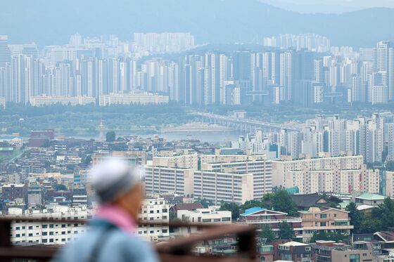 서울 전세 '신고가 릴레이'…대출 규제에 매물 감소·가격 급등