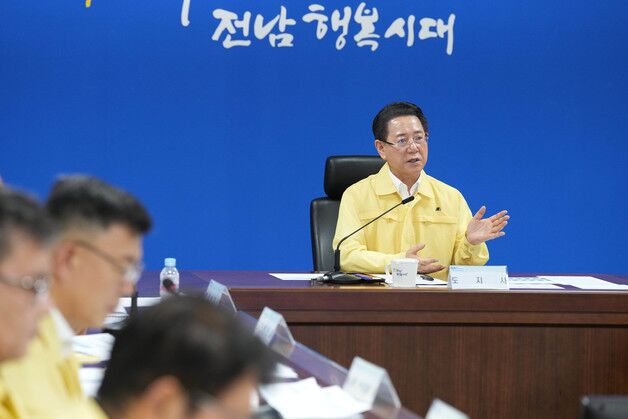 김영록 지사 "호우 피해 이재민 위해 구호물품 등 즉각 현장 조치"