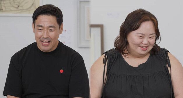 정은혜♥조영남, 달달 모닝키스…에겐남·수컷녀 극과극 신혼생활 공개
