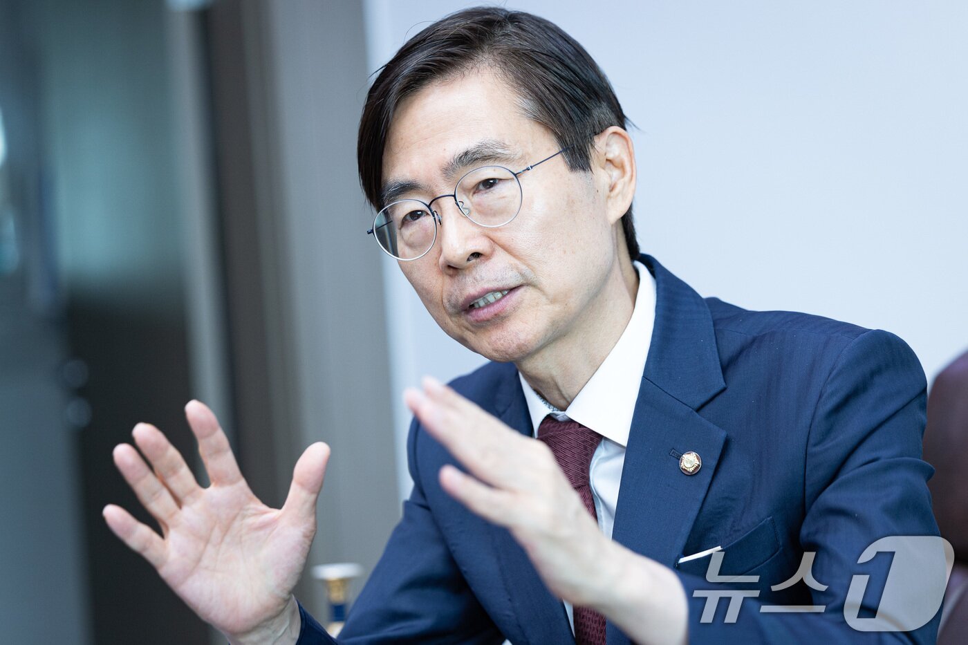 본문 이미지 - 조경태 국민의힘 당대표 후보가 4일 서울 여의도 국회 의원회관에서 뉴스1과 인터뷰하고 있다. ⓒ News1 유승관 기자