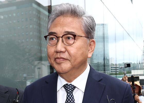 '尹부부 우크라 순방 의혹' 특검, 박진 전 외교장관 7시간 조사(종합)