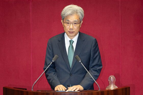 김상환 신임 헌재소장·8명 초대 장관들, 국회 본회의장서 신고식