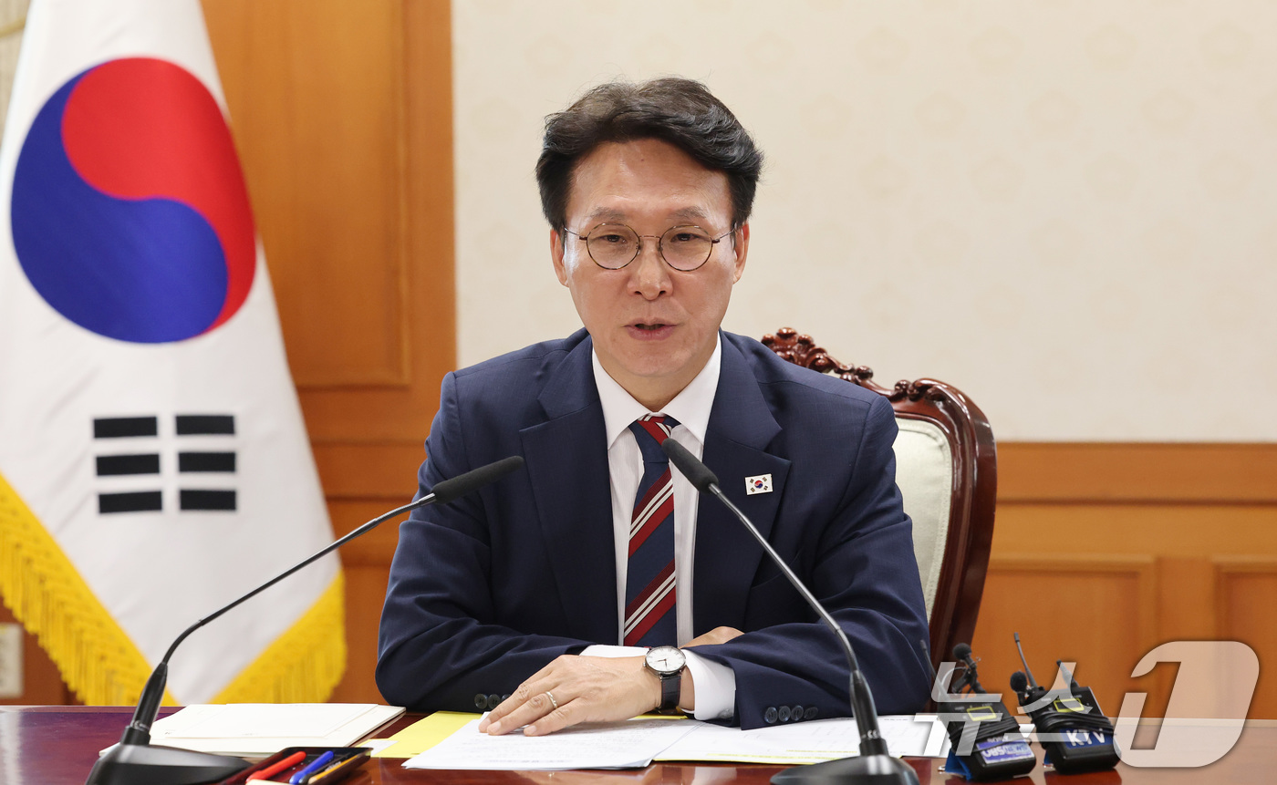 (서울=뉴스1) 임세영 기자 = 김민석 국무총리가 4일 오후 서울 종로구 정부서울청사에서 열린 이태원참사 추모 위원회 위원 위촉식 및 회의에서 모두발언을 하고 있다. 2025.8. …