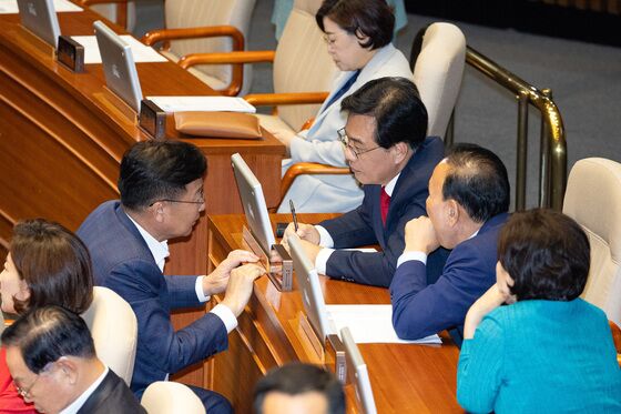 '금투세 저지' 경험 떠올린 국힘, 1400만 개미 업고 지지율 반등 노린다