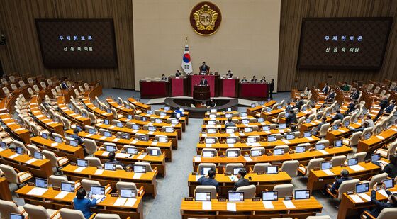 野, 방송법 무제한토론 시작