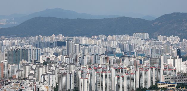 서울 아파트 가격, 1주일 만에 상승폭 줄어…전세는 27주째↑