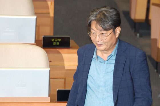 '주식 차명거래 의혹' 이춘석 의원…서울청 금융범죄수사대서 수사