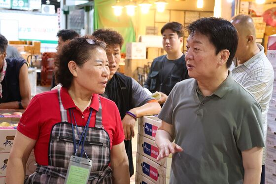 안철수 "장동혁, 계엄 옹호론자 전한길과 굉장히 가까워"