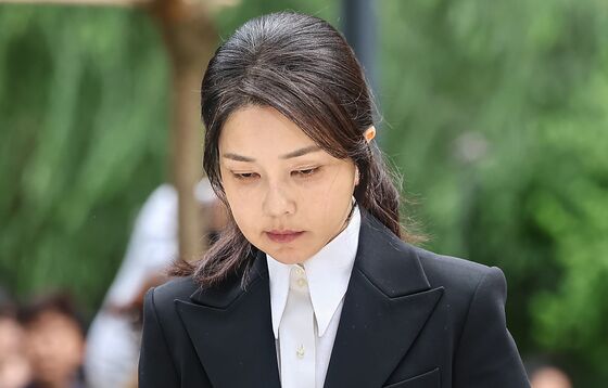 [속보] 김건희 여사 특검 조사 오후 5시 46분 종료…조서 열람
