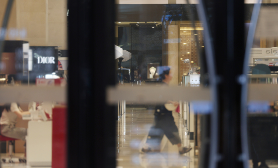 경찰, 신세계百 폭파 협박 1200만원·야탑역 살인 예고 5500만원 손배소