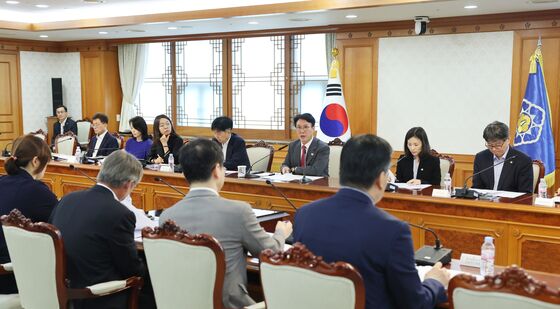 김민석 총리, 관광 활성화 미니정책 TF 회의 주재