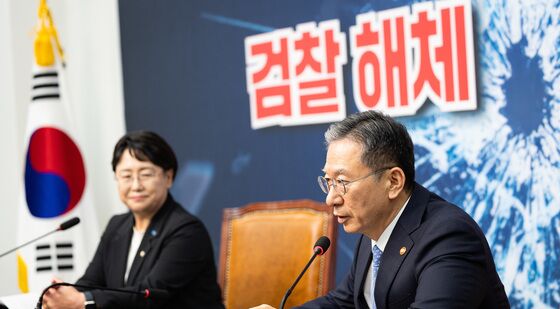 조국혁신당 김선민 대표 권한대행 예방하는 정성호 법무부 장관