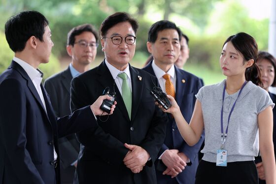우원식, 내란특검 출석…"비상계엄 진실, 역사적 책임"(종합)