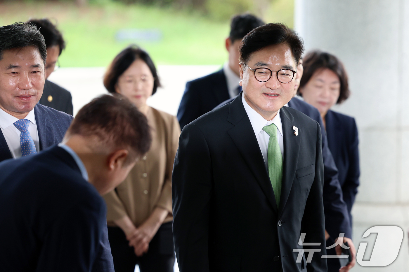 (서울=뉴스1) 황기선 기자 = 우원식 국회의장이 7일 오전 서울 서초구 서울고등검찰청에 마련된 내란특검(특별검사 조은석)으로 참고인 조사를 위해 출석하고 있다. 2025.8.7/ …