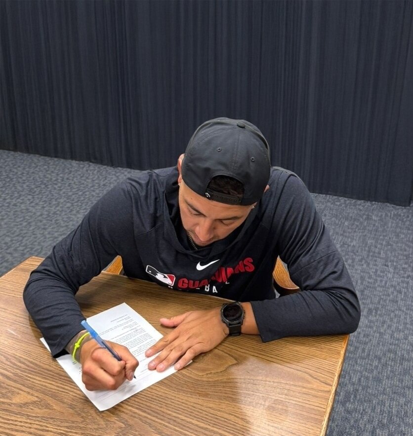 본문 이미지 - 롯데 자이언츠의 새 외국인 투수 빈스 벨라스케즈. (롯데 자이언츠 제공)