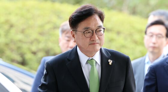 우원식 국회의장, 내란특검 참고인 조사 출석
