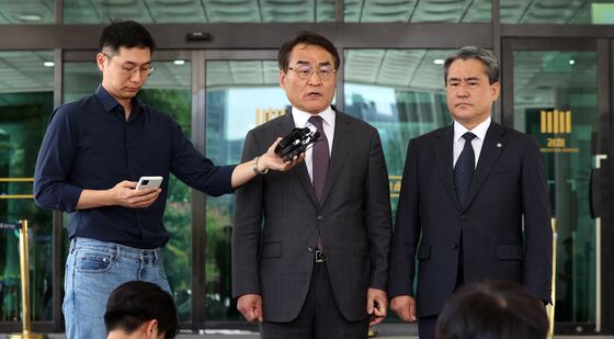 기자회견하는 윤석열 전 대통령 법률대리인단