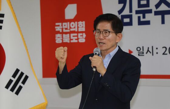 청주 찾은 김문수 "국민의힘 해산? 민주당부터 해야"