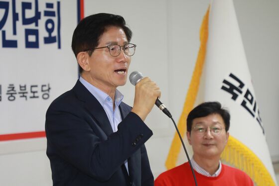 김문수 "조국 일가 복권 순간부터 이재명 정권 몰락 가속화될 것"