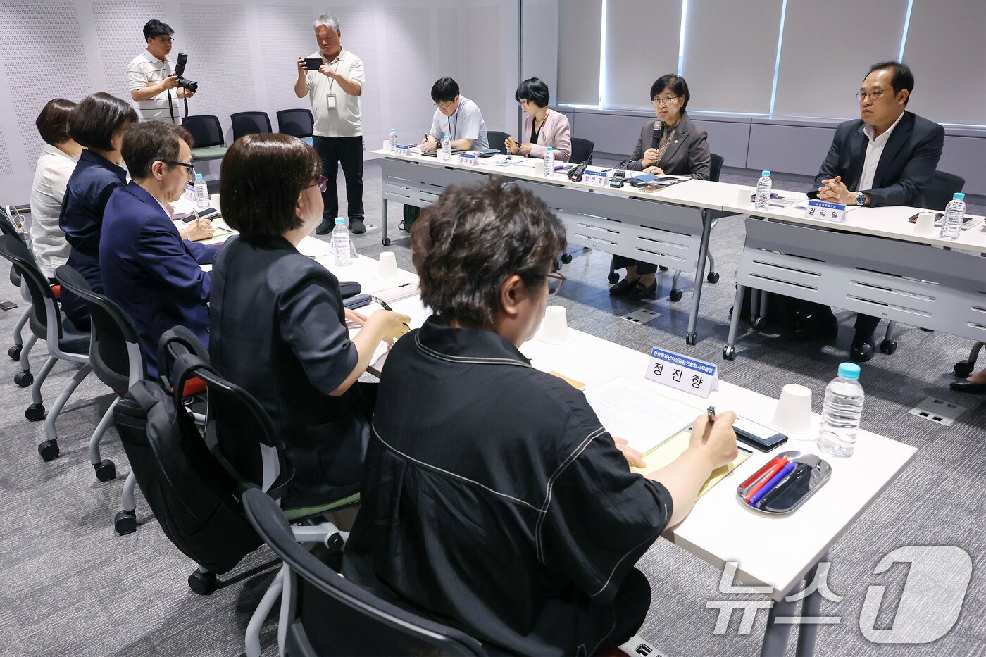 본문 이미지 - 정은경 보건복지부 장관이 서울 강남구 삼성생명 일원동 빌딩에서 열린 '환자·소비자단체 현장 간담회'에서 모두발언을 하고 있다. /뉴스1 ⓒ News1 민경석 기자