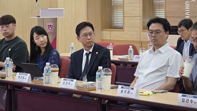 배경훈 과기장관 "AI 시급하지만 기초연구 복원도 힘쓸 것"