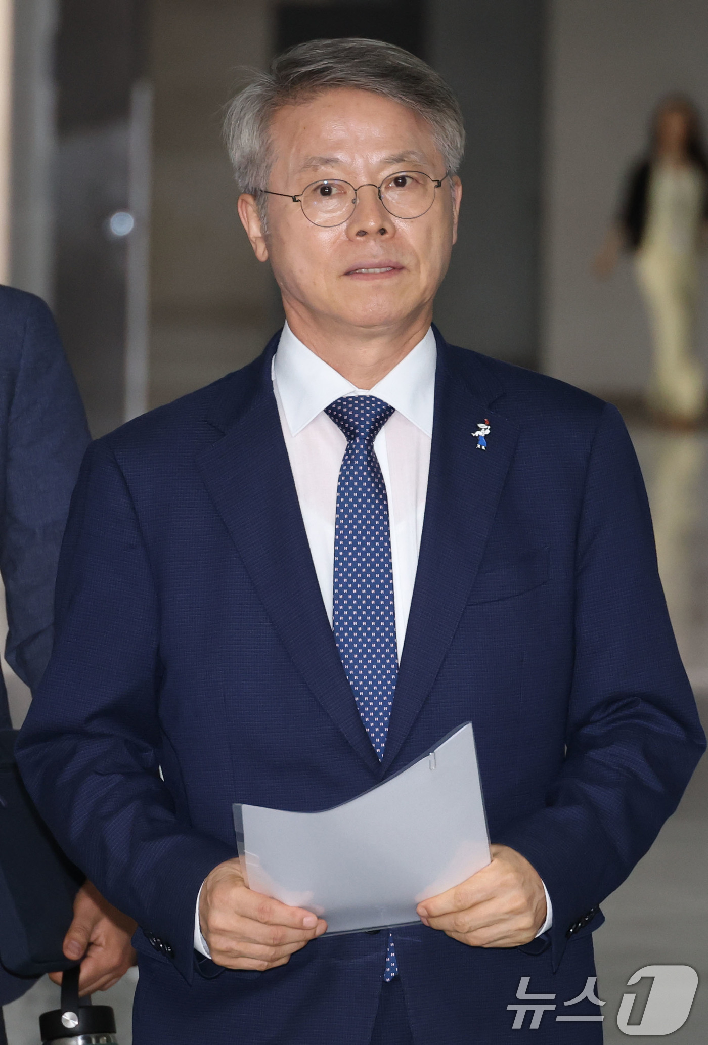 (서울=뉴스1) 이광호 기자 = 더불어민주당 국민주권 검찰정상화 특별위원회 위원장인 민형배 의원이 7일 오후 서울 여의도 국회 의원회관에서 열린 검찰개혁 관련 당·정·대(여당·정부 …