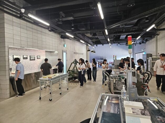 "아모레에 입사하고 싶어요"…K-뷰티 전초기지를 가다[대학생 미래캠프]