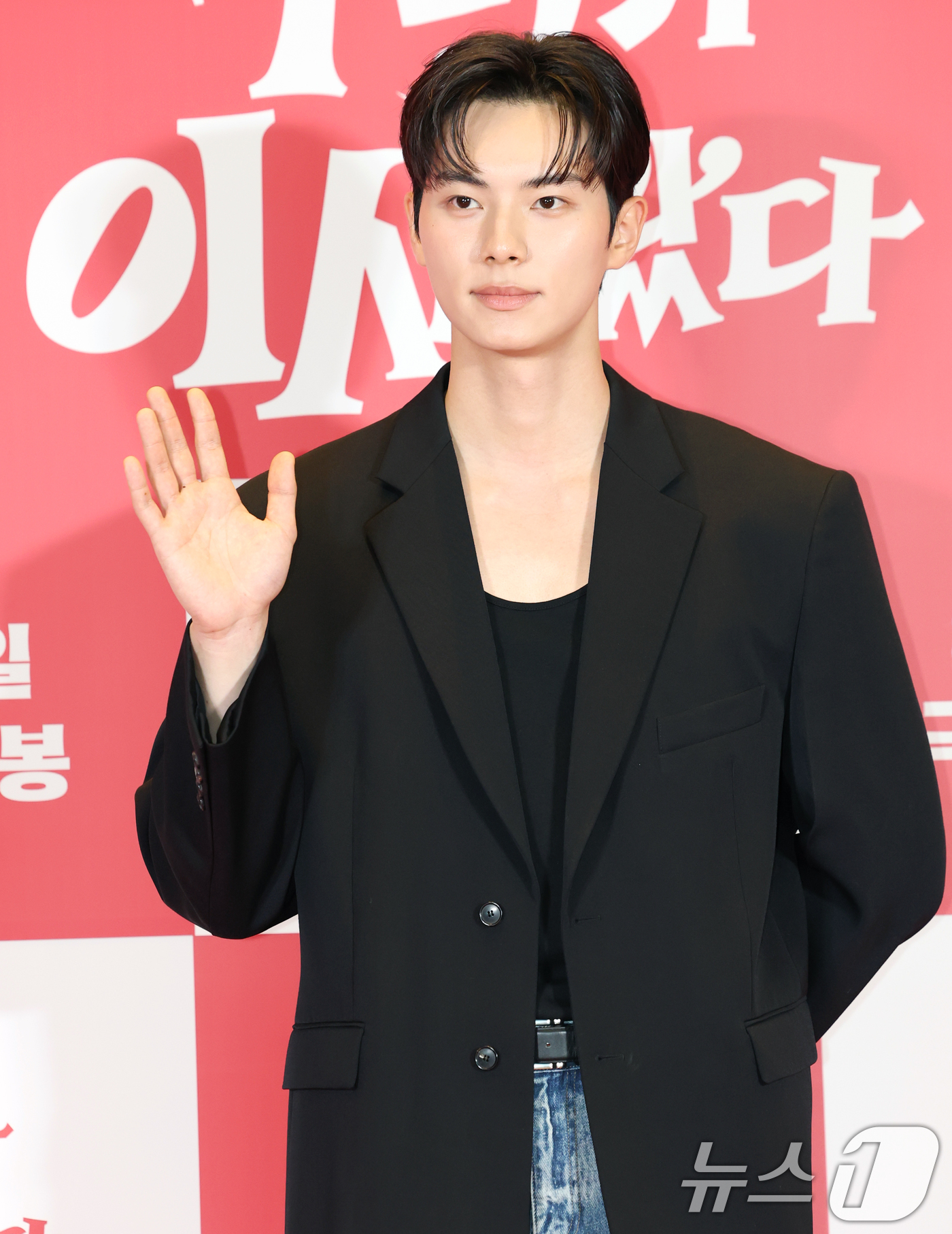 (서울=뉴스1) 권현진 기자 = 배우 이채민이 7일 오후 서울 용산구 CGV용산아이파크몰에서 열린 영화 '악마가 이사왔다‘(감독 이상근) VIP시사회에 참석해 포즈를 취하고 있다. …