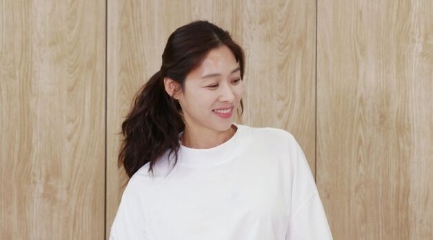 '과수원 딸' 장신영 졸업사진 공개…춘향이 될수밖에 없는 청순 미모