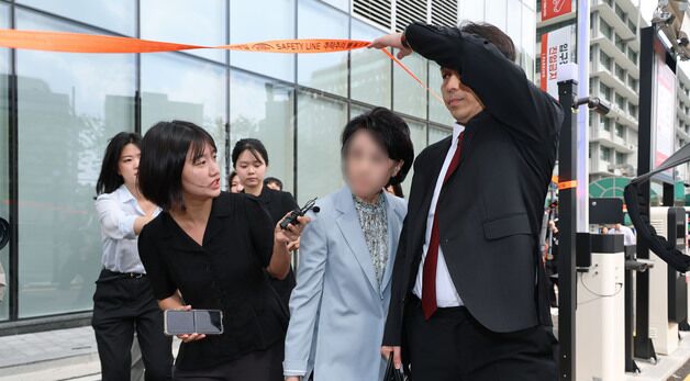 통일교 총재 비서실장, '건진법사 청탁' 의혹 관련 특검 출석