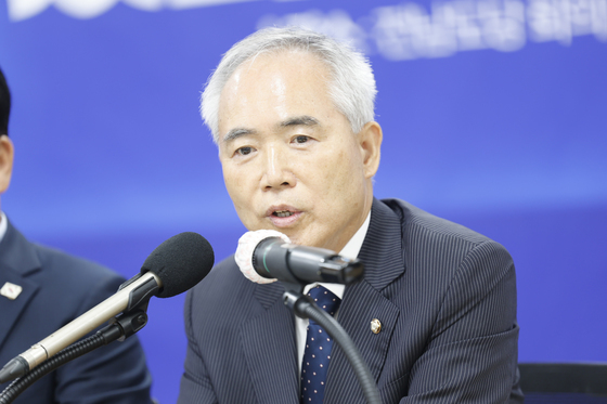 '명예훼손 처벌' 개정안 논란에 양부남 "중국만 보호? 사실 왜곡"