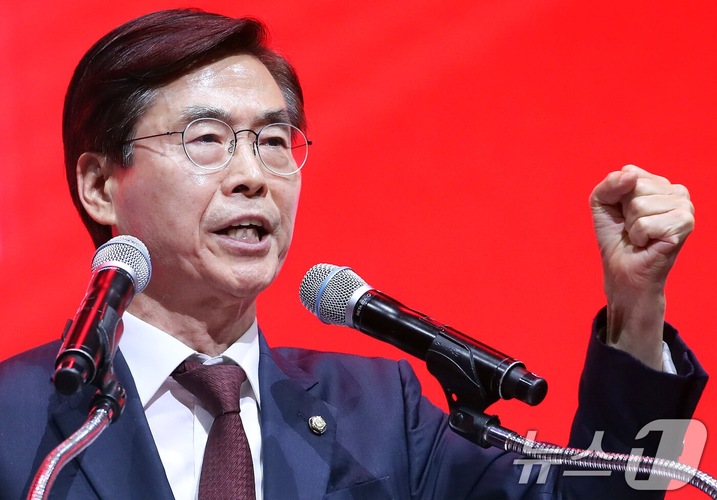 본문 이미지 - 조경태 국민의힘 당 대표 후보가 8일 오후 대구 북구 엑스코에서 열린 국민의힘 제6차 전당대회 대구·경북 합동연설회에서 정견발표를 하고 있다. 2025.8.8/뉴스1 ⓒ News1 공정식 기자