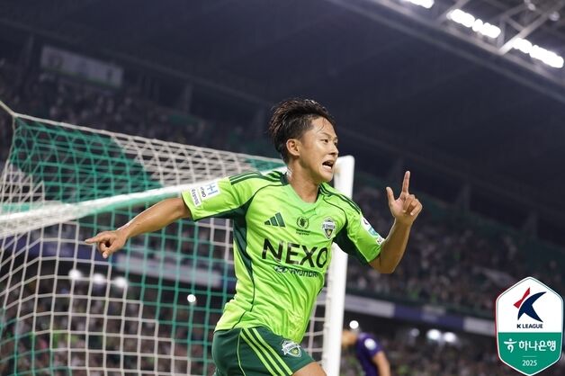 '이승우 결승골' 전북, 안양 2-1 제압…21경기 무패+단독 선두 질주