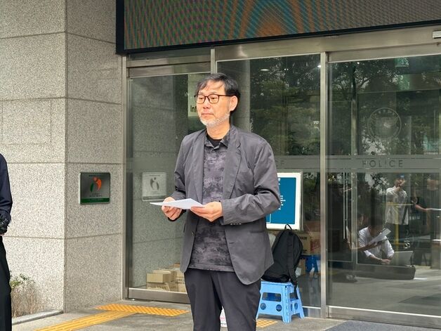 이춘석 '주식 차명거래 의혹' 고발인 조사…"與 전반 수사해야"