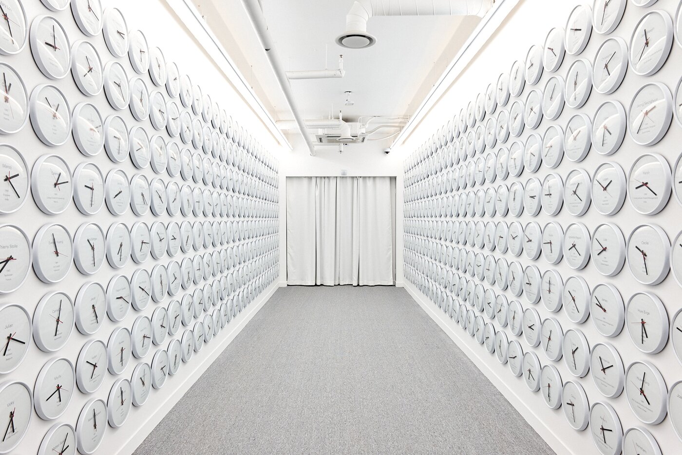 본문 이미지 - 이완 고유시 (포도뮤지엄 제공)