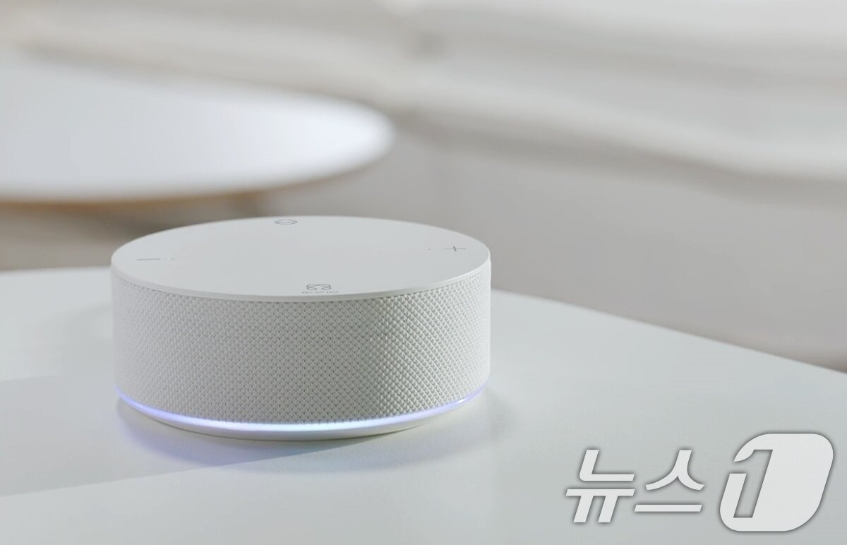 본문 이미지 - LG전자가 이달 5일 독일서 열리는 &#39;IFA 2025&#39;에서 ‘LG 씽큐 온’과 ‘LG IoT 디바이스’ 9종을 공개하고 집 안팎의 AI가전과 IoT 기기를 하나로 연결하는 통합 AI홈 솔루션을 선보인다고 1일 밝혔다 &#40;LG전자 제공. 재판매 및 DB 금지&#41; 2025.9.1/뉴스1