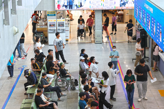 수련환경평가위 구성 재편…전공의 추천 몫 2명→4명