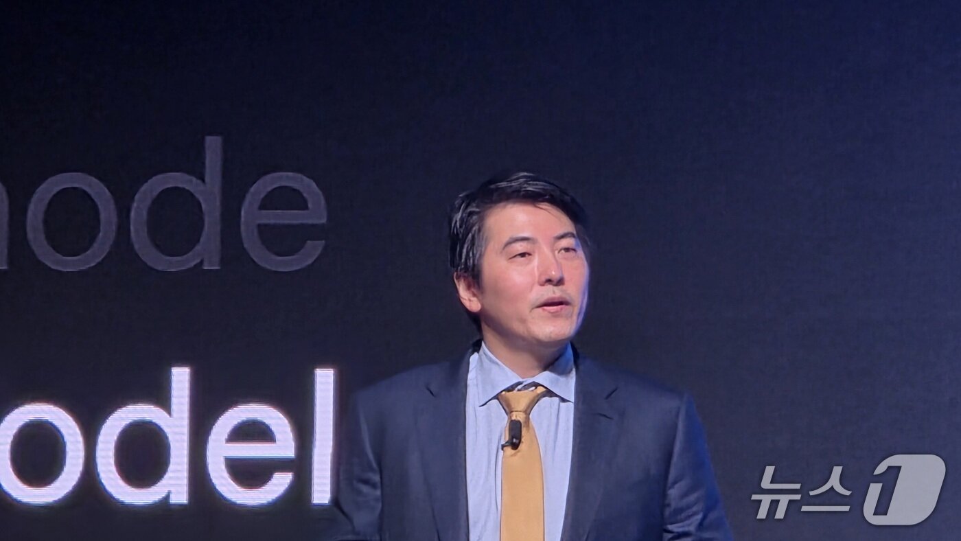 본문 이미지 - 제이슨 권 오픈AI 최고전략책임자(CSO)가 기자간담회에서 발언하고 있다. 2025.9.10 뉴스1 ⓒ News1 김민석 기자